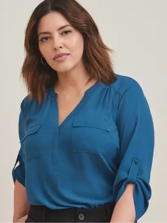 torrid Tops - Torrid HarperTeal V-Neck Button-Tab Sleeve Blouse sz 1x